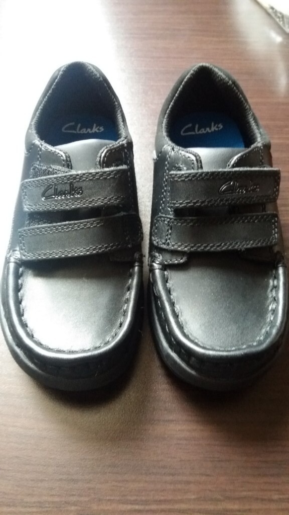 clarks shoes worthing